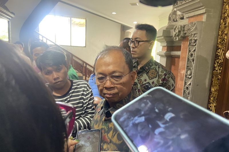 gubernur-perbaikan-jalan-rusak-jalur-denpasar-gilimanuk-tiga-minggu