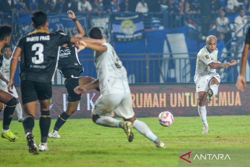 jadwal-prediksi-laga-dewa-united-vs-port-fc-di-piala-presiden-2025