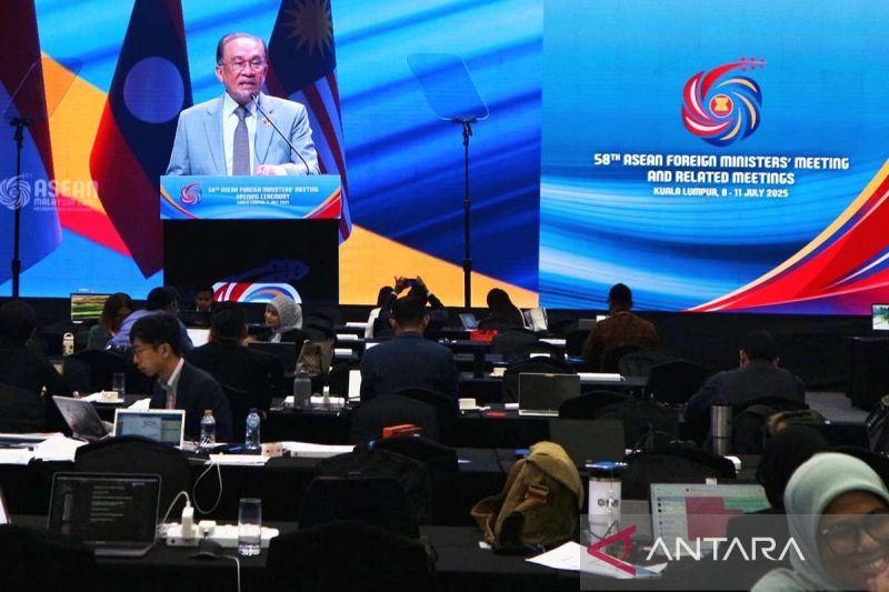PM Malaysia buka AMM ke-58: ASEAN saat ini jadi perhatian dunia