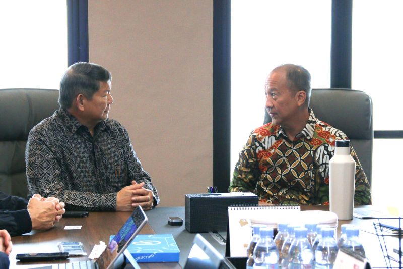 menperin-hashim-bahas-pengembangan-plastik-biodegradable