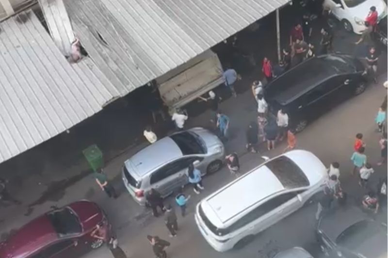 panik-ada-odgj-wanita-lompat-dari-lantai-19-apartemen-kalibata-city
