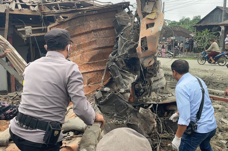 Polisi sebut empat orang tewas dalam kecelakaan maut di Bangli 