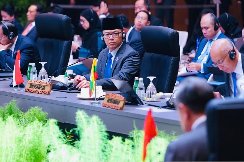 Menlu Sugiono: ASEAN-China perkuat kemitraan ekonomi