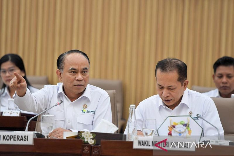 80-ribu-kopdes-merah-putih-ditargetkan-beroperasi-penuh-desember-2025