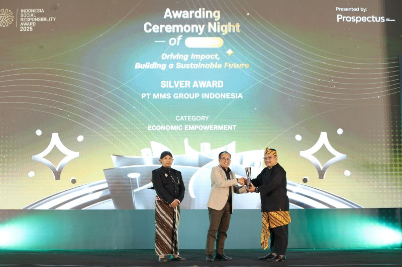mmsgi-raih-penghargaan-atas-inisiasi-mandirikan-masyarakat-adat