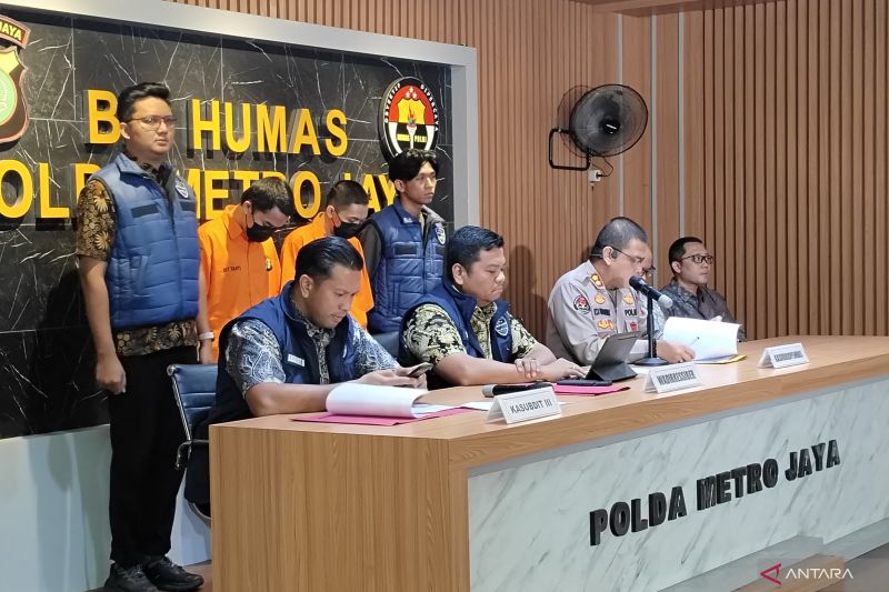 polisi-ungkap-kasus-akses-ilegal-data-pribadi-di-perusahaan-ekspedisi