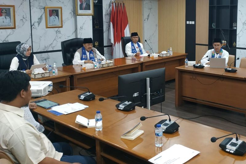 Pemkab bahas penyaluran bantuan pangan di Kepulauan Seribu
