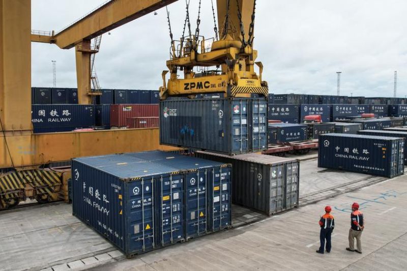 Volume angkutan kereta kargo China-Vietnam naik tajam pada H1 2025