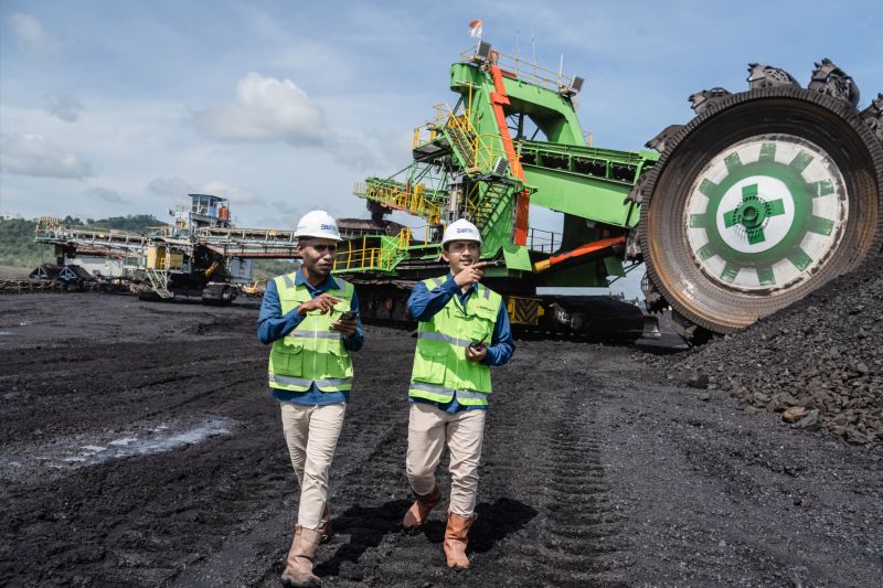 bukit-asam-ptba-bagikan-dividen-rp33244-per-lembar-saham-hari-ini