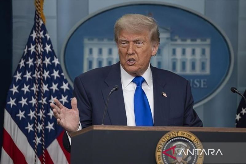 Trump ancam tarif 15-20 persen ke banyak negara, remehkan inflasi