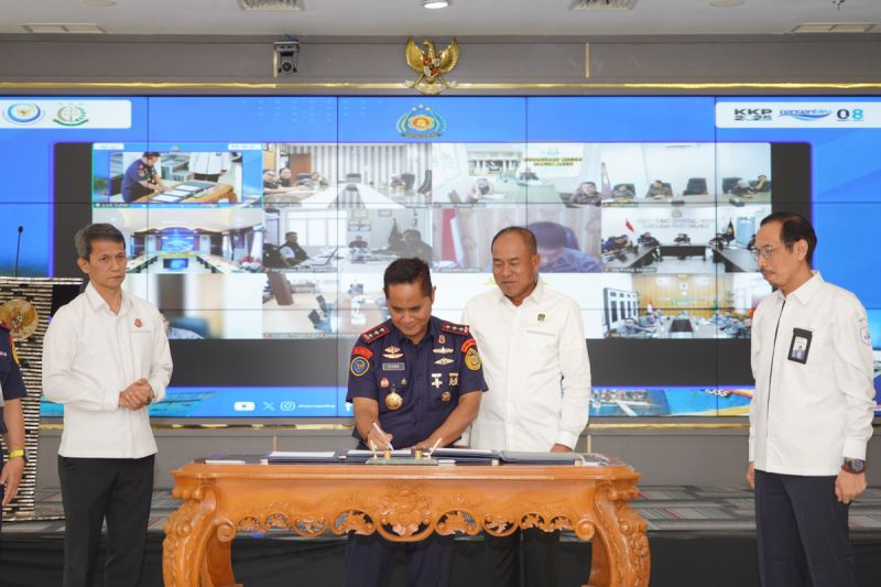 kkp-pastikan-hibahkan-lima-kapal-hasil-tangkapan-ke-nelayan