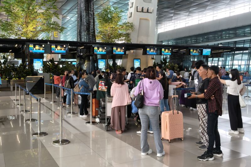 kemenhub-evaluasi-penyesuaian-protokoler-di-soetta-demi-kenyamanan