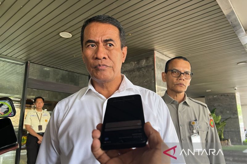 mentan-ingatkan-penyaluran-beras-sphp-hati-hati-dan-tepat-sasaran