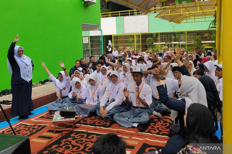 Puluhan murid SLBN 5 Jakarta antusias ikuti MPLS Ramah