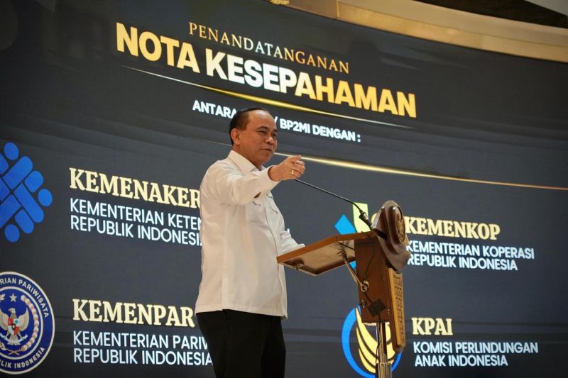 budi-arie-eks-pekerja-migran-bisa-bekerja-di-kopdes-merah-putih