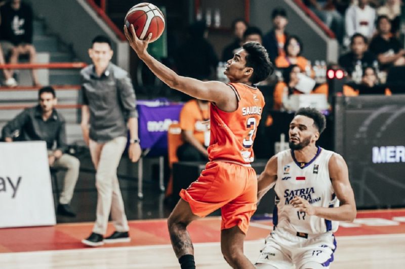 Tak disanksi, Yesaya Saudale tetap bisa main di Final IBL 2025