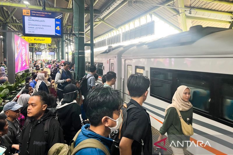 kai-angkut-49-juta-pelanggan-selama-angkutan-libur-sekolah