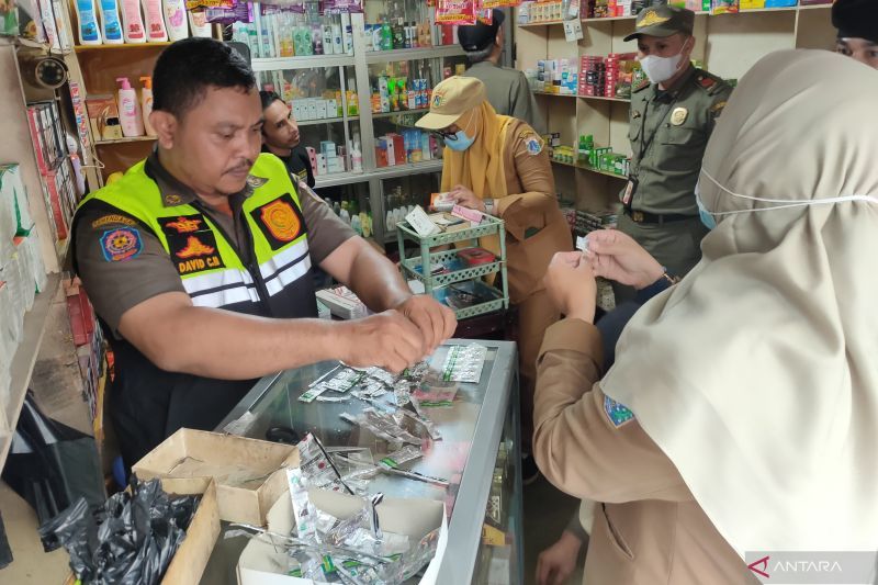 toko-kosmetik-jadi-kedok-penjualan-obat-keras-ilegal-di-jakbar