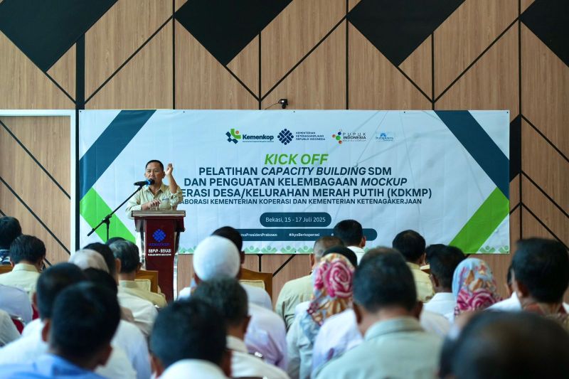 kemenkop-meningkatkan-kapasitas-pengurus-kopdes-merah-putih