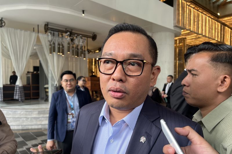 tarif-as-untuk-ri-turun-wamen-investasi-indonesia-strategis