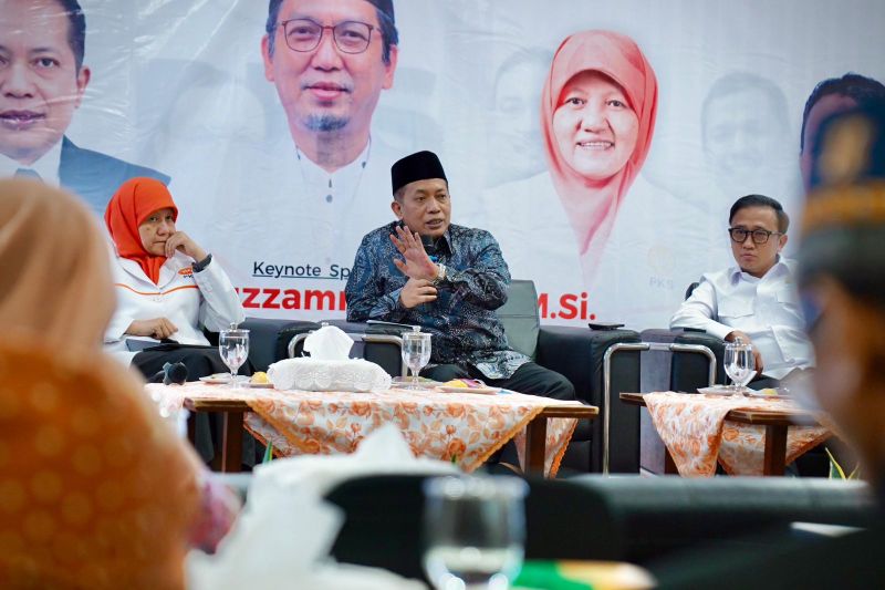 wamenkop-usulkan-bab-khusus-kopdes-merah-putih-dalam-ruu-perkoperasian