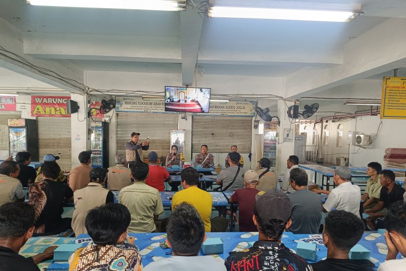 Pengemudi di Priok diajak tak bawa truk ODOL