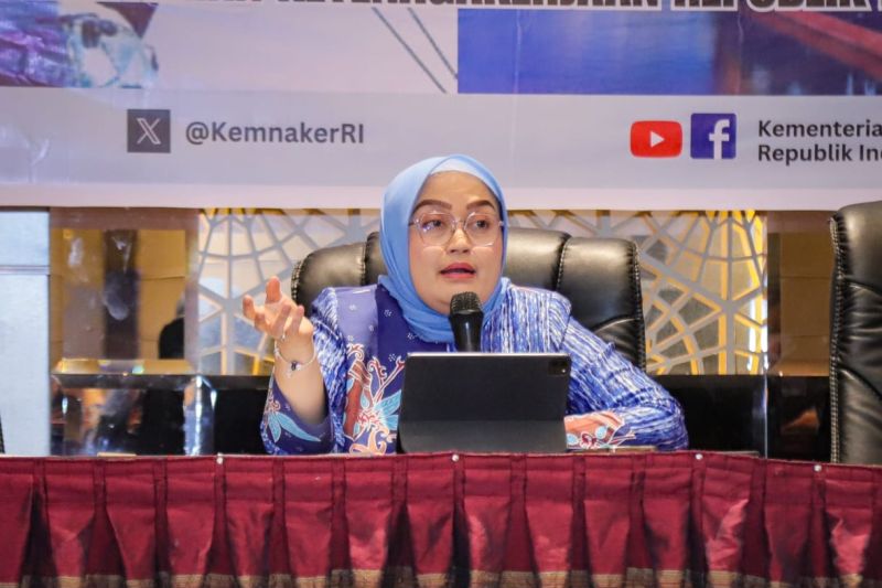 kemnaker-pastikan-penyaluran-bsu-terus-berjalan-demi-jaga-daya-beli