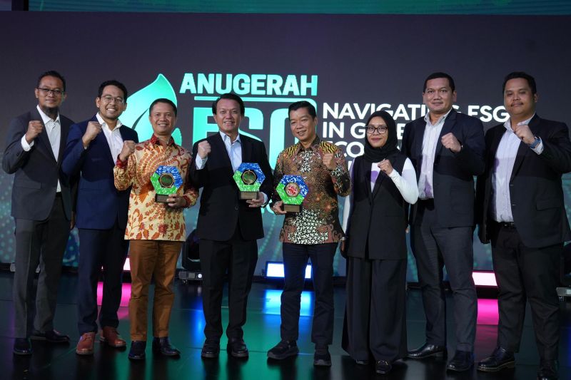 pis-raih-penghargaan-atas-upaya-dan-inovasi-pelayaran-hijau