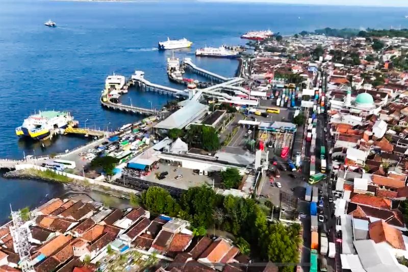 kemenhub-pastikan-pelabuhan-ketapang-gilimanuk-tetap-lancar-beroperasi