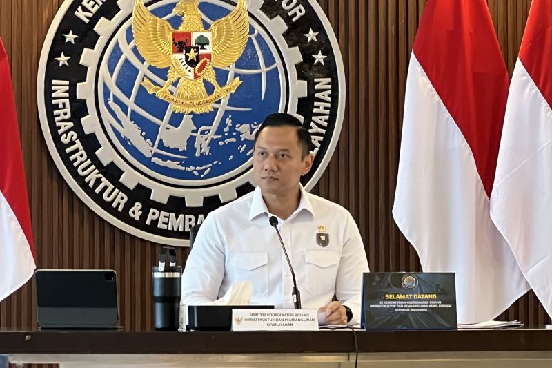 menko-ahy-tegaskan-keberpihakan-terhadap-sopir-truk