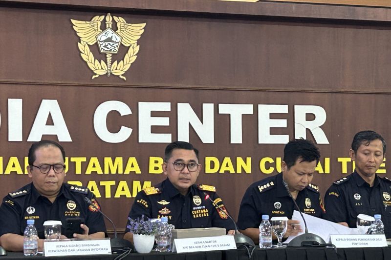 bea-cukai-batam-himpun-penerimaan-negara-rp4594-miliar