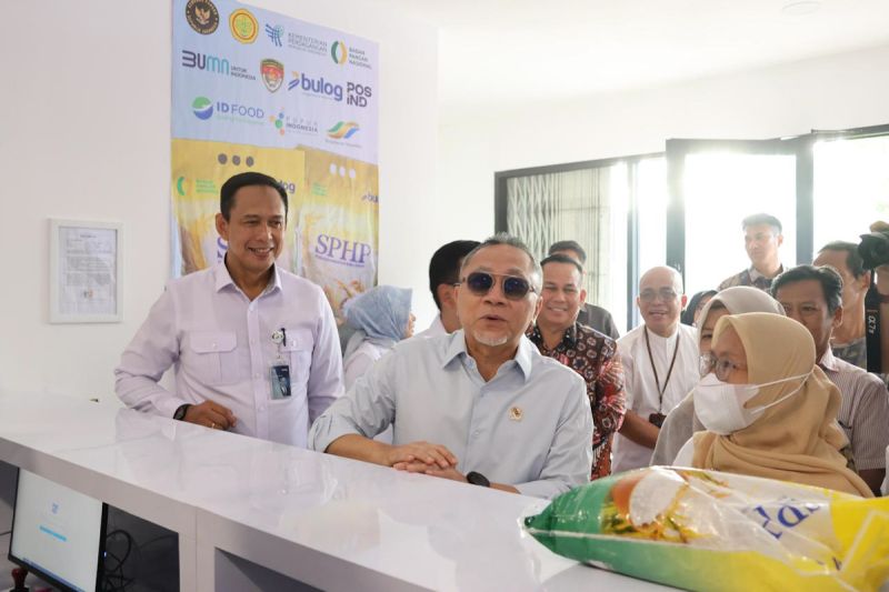bulog-luncurkan-gpm-beras-sphp-serentak-di-5000-titik-se-indonesia