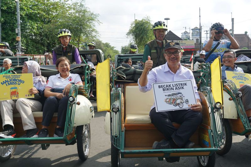 yogyakarta-siapkan-lokasi-servis-becak-listrik-di-malioboro