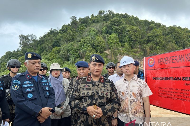 KKP hentikan sementara penambangan pasir di Pulau Citlim