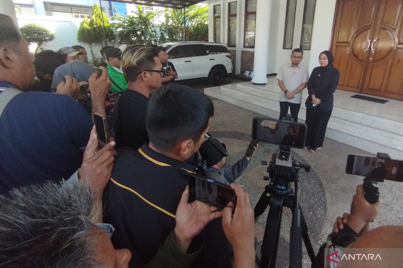 Wabup Garut dan suami siap diperiksa terkait insiden Pesta Rakyat