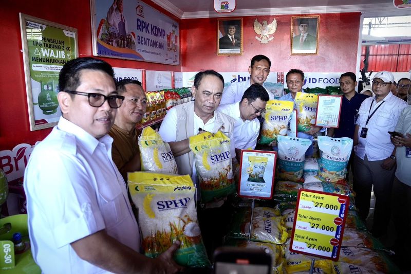 menkop-meninjau-persiapan-peluncuran-80-ribu-kopdes-merah-putih