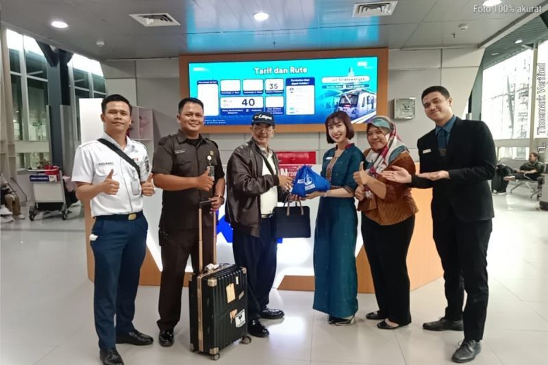 Petugas KAI Bandara Berhasil Menemukan Barang Berharga Penumpang yang Tertinggal di Area KA Bandara Medan