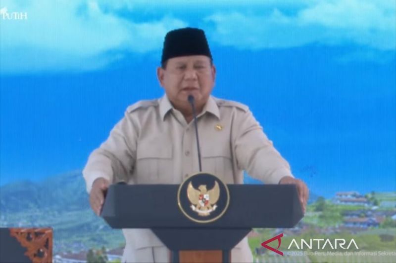 prabowo-ibaratkan-koperasi-seperti-lidi-jika-disatukan-jadi-kekuatan