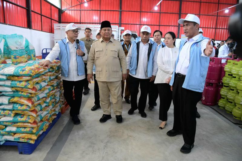 kopdes-merah-putih-diluncurkan-budi-arie-rakyat-harus-untung-duluan