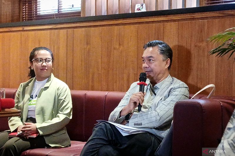 Dino Patti Djalal ungkap sebab target energi terbarukan tak tercapai