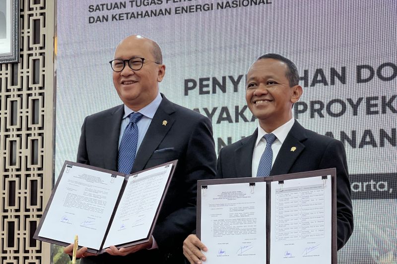 menteri-bahlil-18-proyek-hilirisasi-ciptakan-ribuan-lapangan-kerja