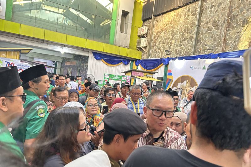 indomaret-tak-khawatir-dengan-kehadiran-80-ribu-koperasi-desa