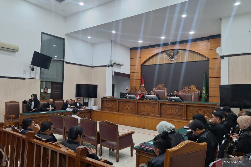 terdakwa-judol-komdigi-rajo-emirsyah-dituntut-15-tahun-penjara