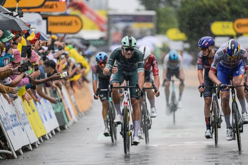 Etape 19 Tour de France dipersingkat karena wabah penyakit sapi