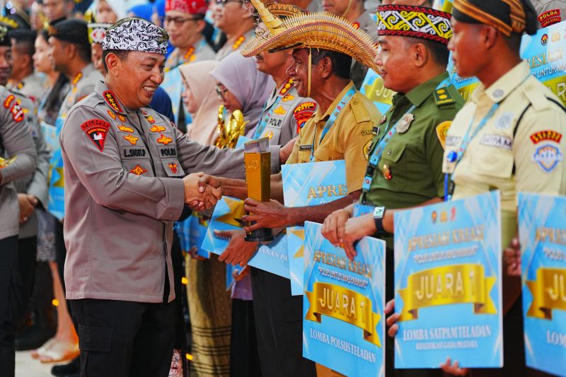 Kapolri beri apresiasi pemenang kreasi Polri untuk masyarakat