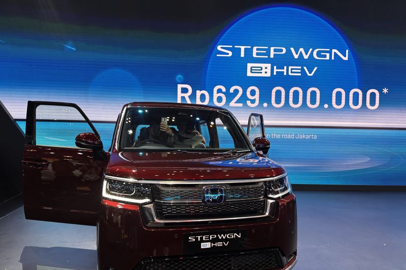 Honda umumkan harga STEP WGN e:HEV Rp629 juta