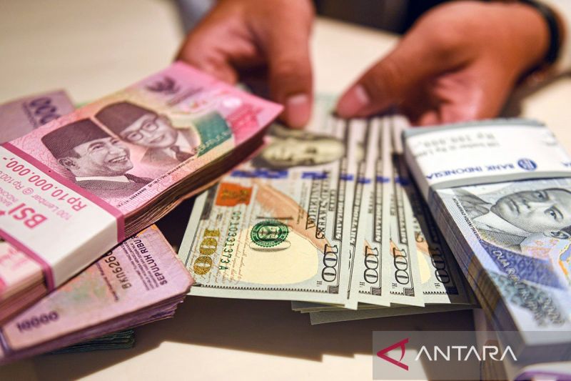 rupiah-pada-kamis-pagi-menguat-jadi-rp16261-per-dolar-as