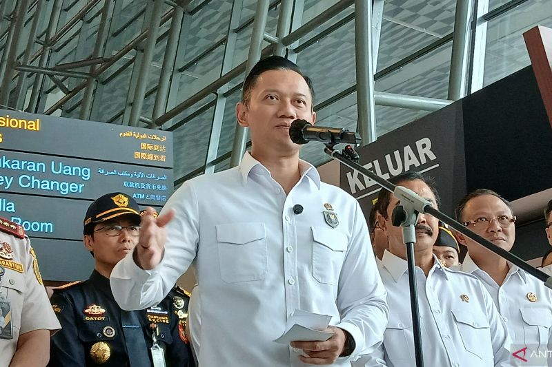 menko-ahy-layanan-all-indonesia-bisa-dongkrak-ekonomi-pariwisata