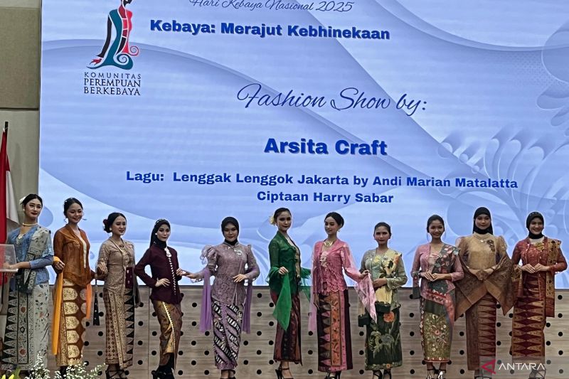 Komunitas Berkebaya warnai Hari Kebaya Nasional 2025 di Museum Mandiri
