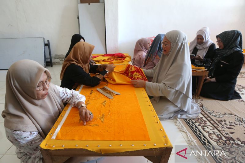 harga-emas-di-pegadaian-hari-ini-fluktuatif